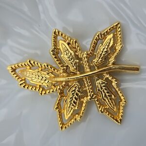 AAI Gold Tone Leaf Brooch